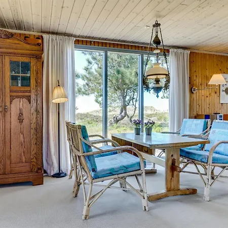 Petersen - 50m From The Sea By Interhome *