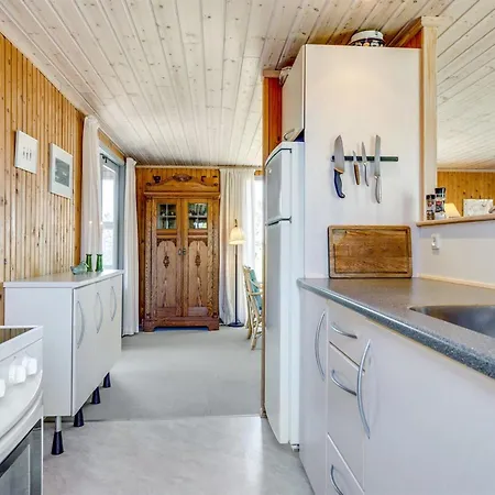 Petersen - 50m From The Sea By Interhome